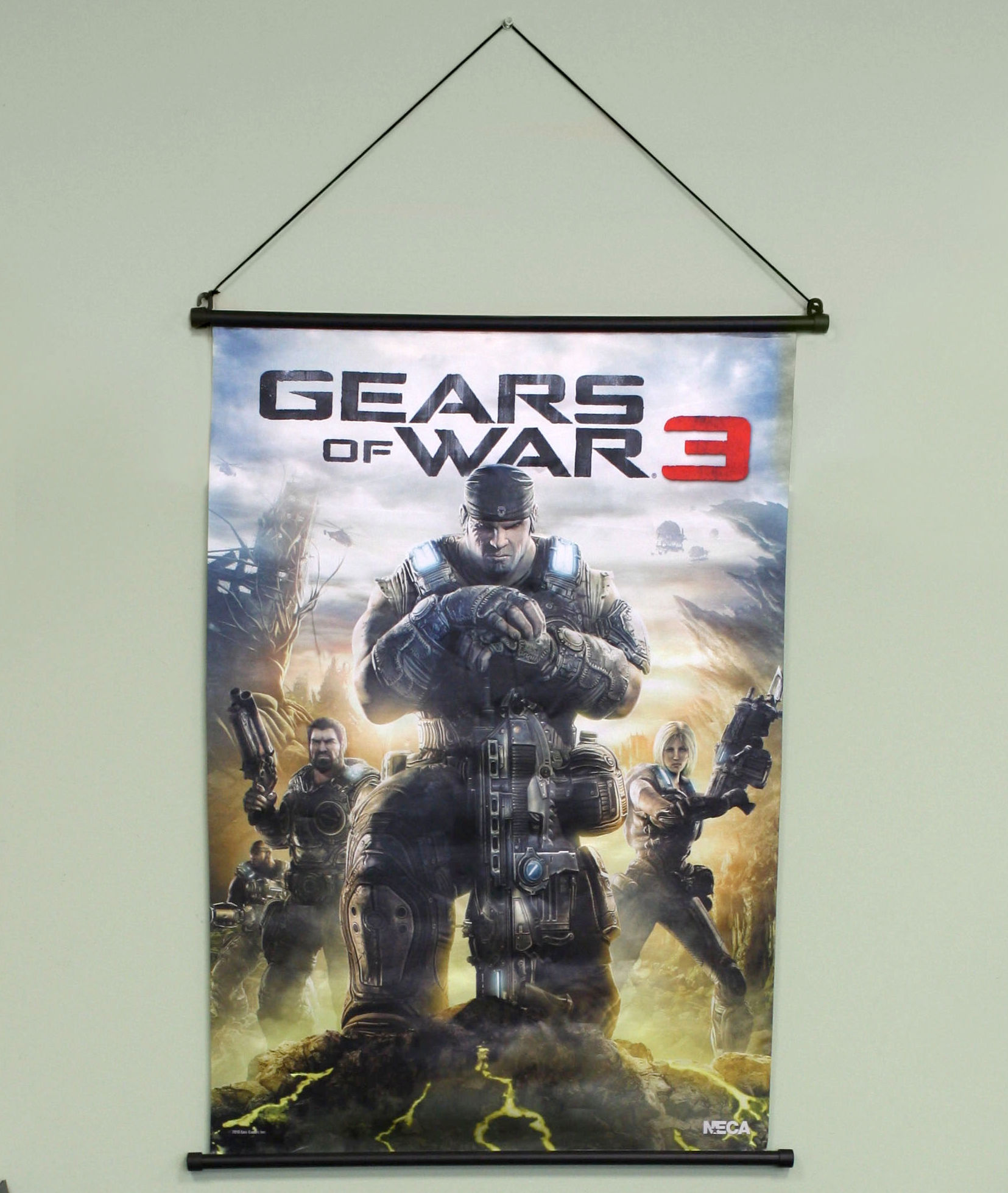 52184 GOW3 Wall Scroll C