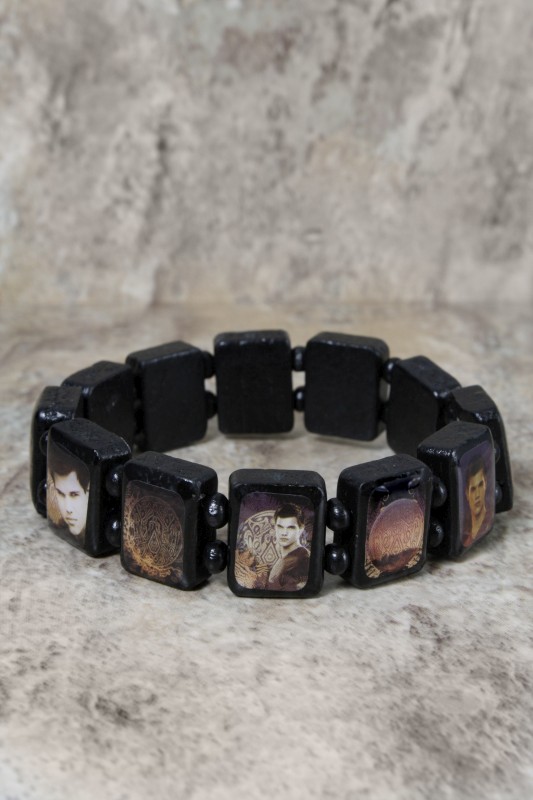 23217 Jacob Wooden Bracelet 800