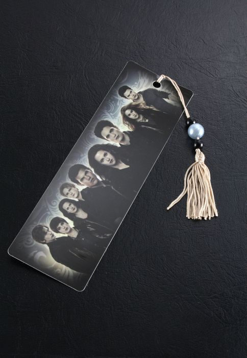 23324 Cast Bookmark