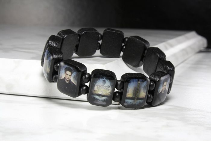 23378 Ed Wooden Bracelet
