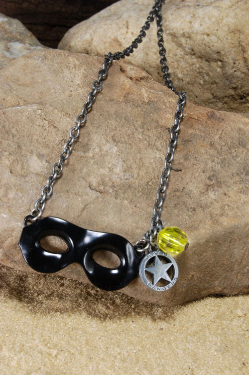 500w 13001 LR Mask Charm Necklace