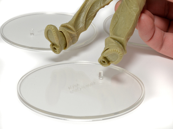 590w 02080 Action Figure Stands 2