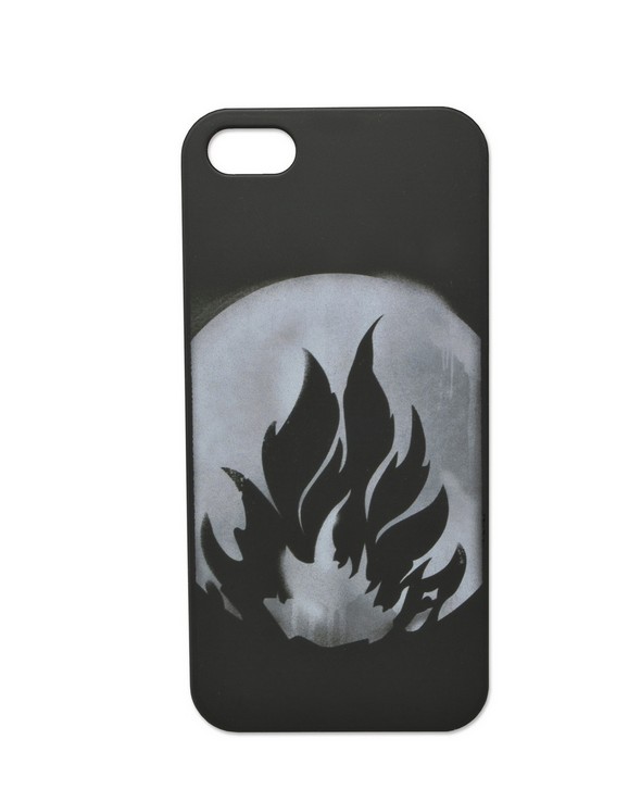 1300x 27097 iphone5 Dauntless Cover2 650