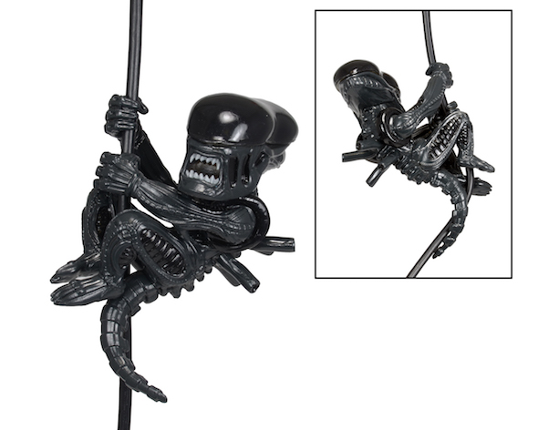 14726 Alien 3inch 01 590w