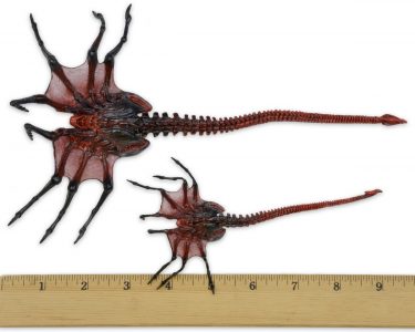NECAOnline.com | 1200x F51621 Facehuggers5