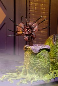 NECAOnline.com | 1200x Facehugger4