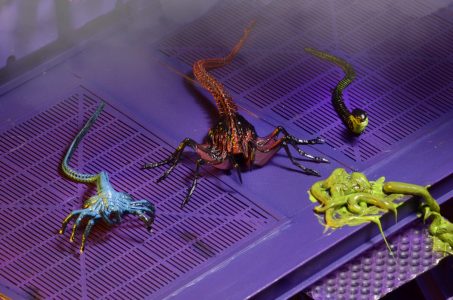 NECAOnline.com | 1200x Facehugger7