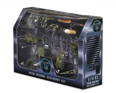 NECAOnline.com | 51630 Aliens Arsenal Pack pkg 2