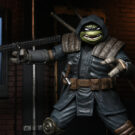 NECAOnline.com | Teenage Mutant Ninja Turtles (IDW Comics) - 7" Scale Action Figure - Ultimate Last Ronin (Armored)